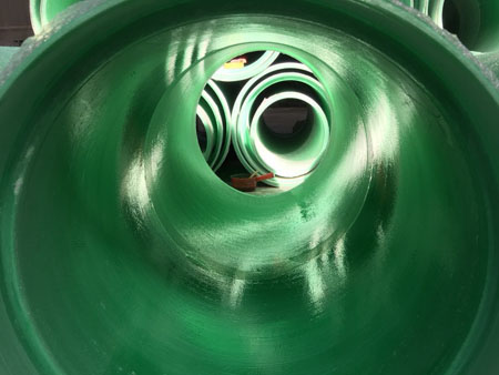 ������ˮ���ڳĹܵ�